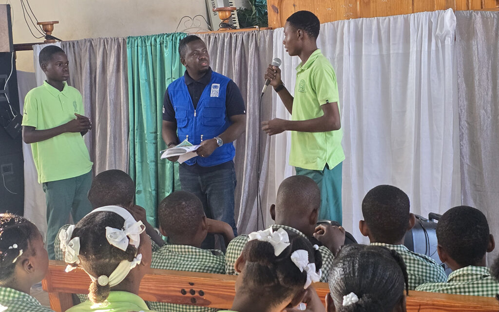 Climat : une campagne de sensibilisation mobilise plus de 1 700 élèves dans le Nord’Ouest et le Sud’Est d’Haïti