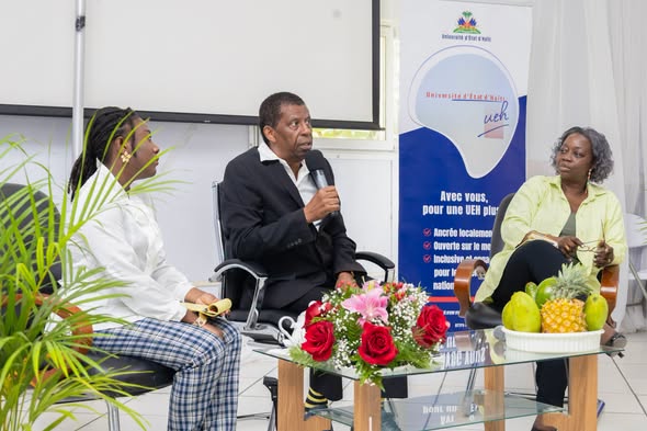 Dany Laferrière returns to Haiti for a literary tour and meets with university students