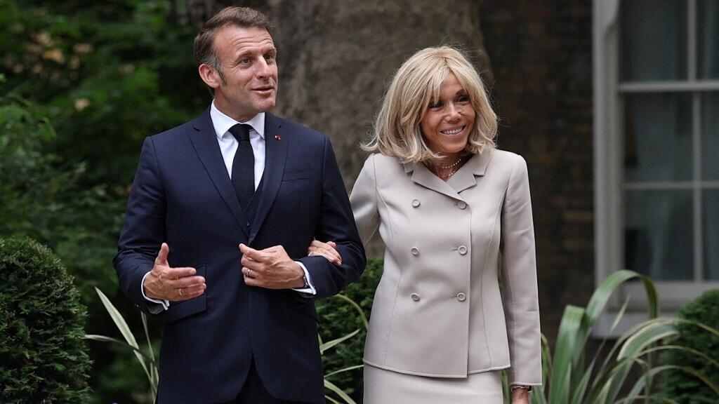 Macron to meet new UK PM Burnham against backdrop of Bayeux Tapestry