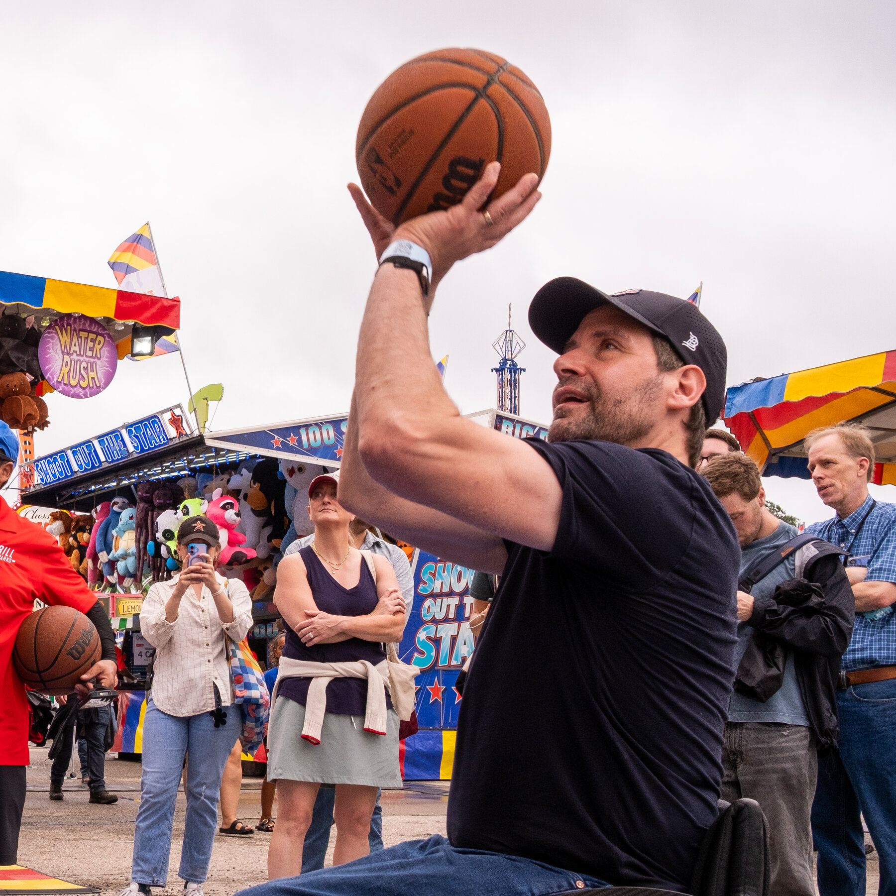 A Paralympian Takes His Shot Despite Republicans’ Home Court Advantage