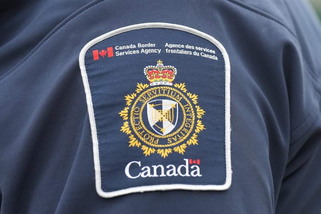 Montreal man facing charges after CBSA seizes fake ID documents