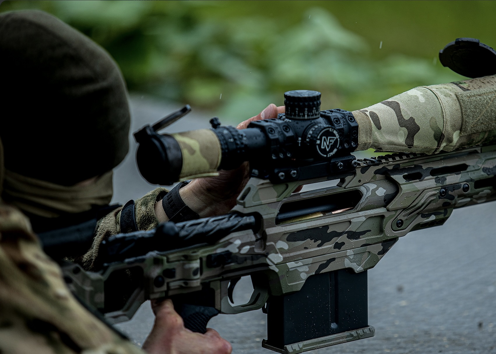 Canadian intelligence officers visit Quebec company after sniper rifles turn up in Russia