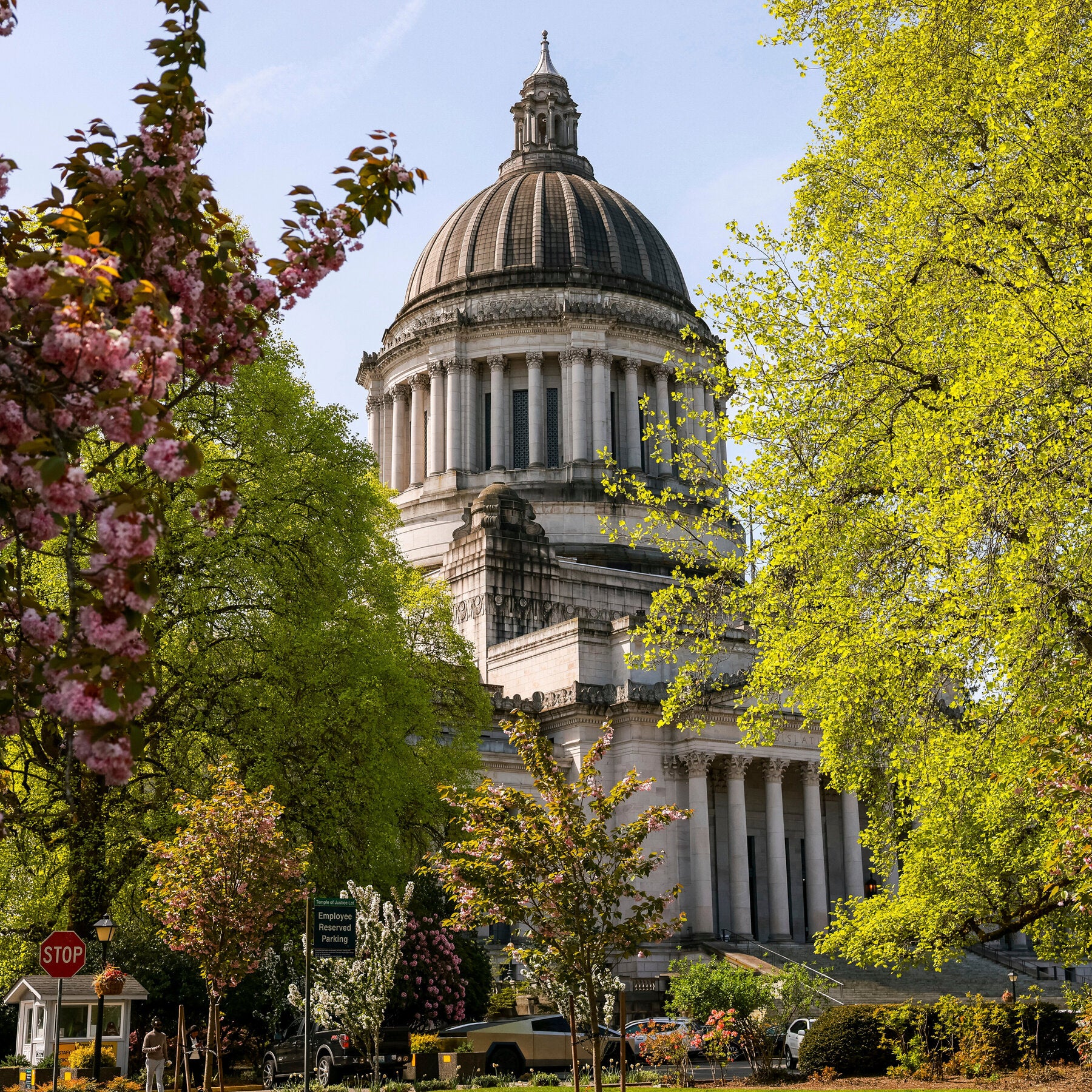 Washington Taxed Its Millionaires. Now the Rich Want It Repealed.